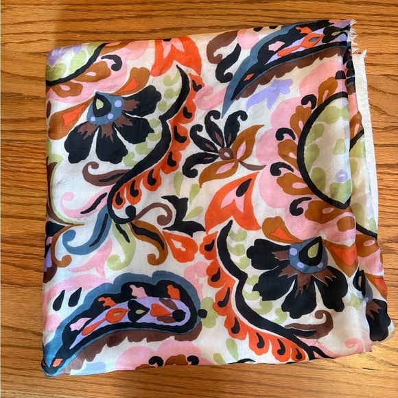 Exotic Floral Silk scarf wrap sarong extra large 56” x 59” vintage textile art - Picture 15 of 15